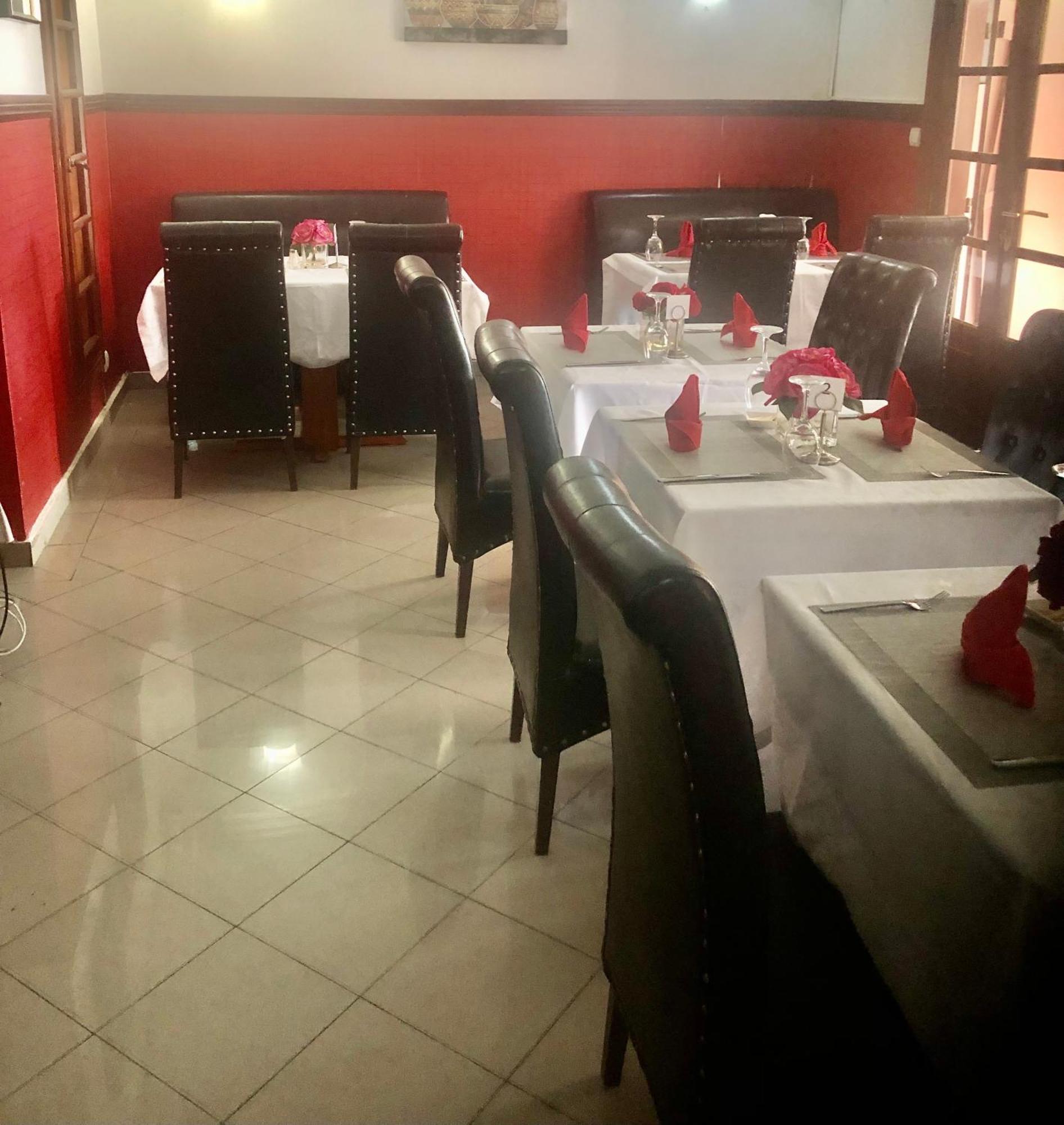 Résidence Hôtelière Le Jomonia Libreville Extérieur photo
